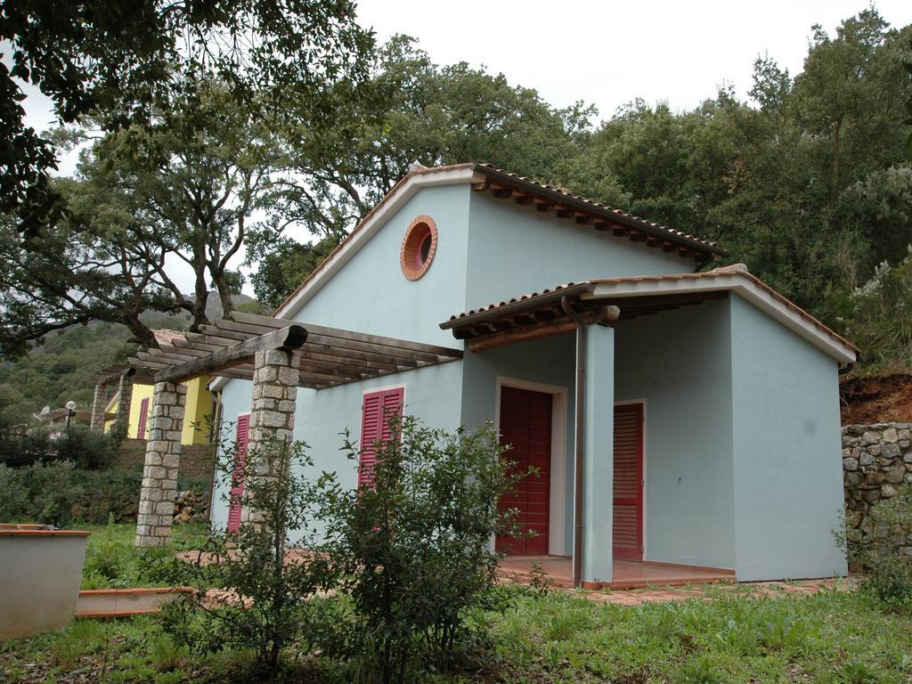 Villaggio Di Mezzo Ortano Rio Marina Rum bild