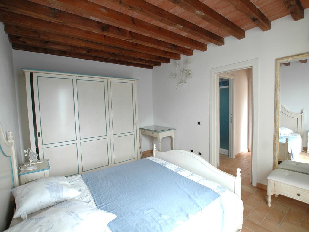 Villaggio Di Mezzo Ortano Rio Marina Rum bild